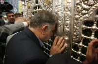 آیین اذن خدمت شهردار قم در حرم مطهر برگزار شد 